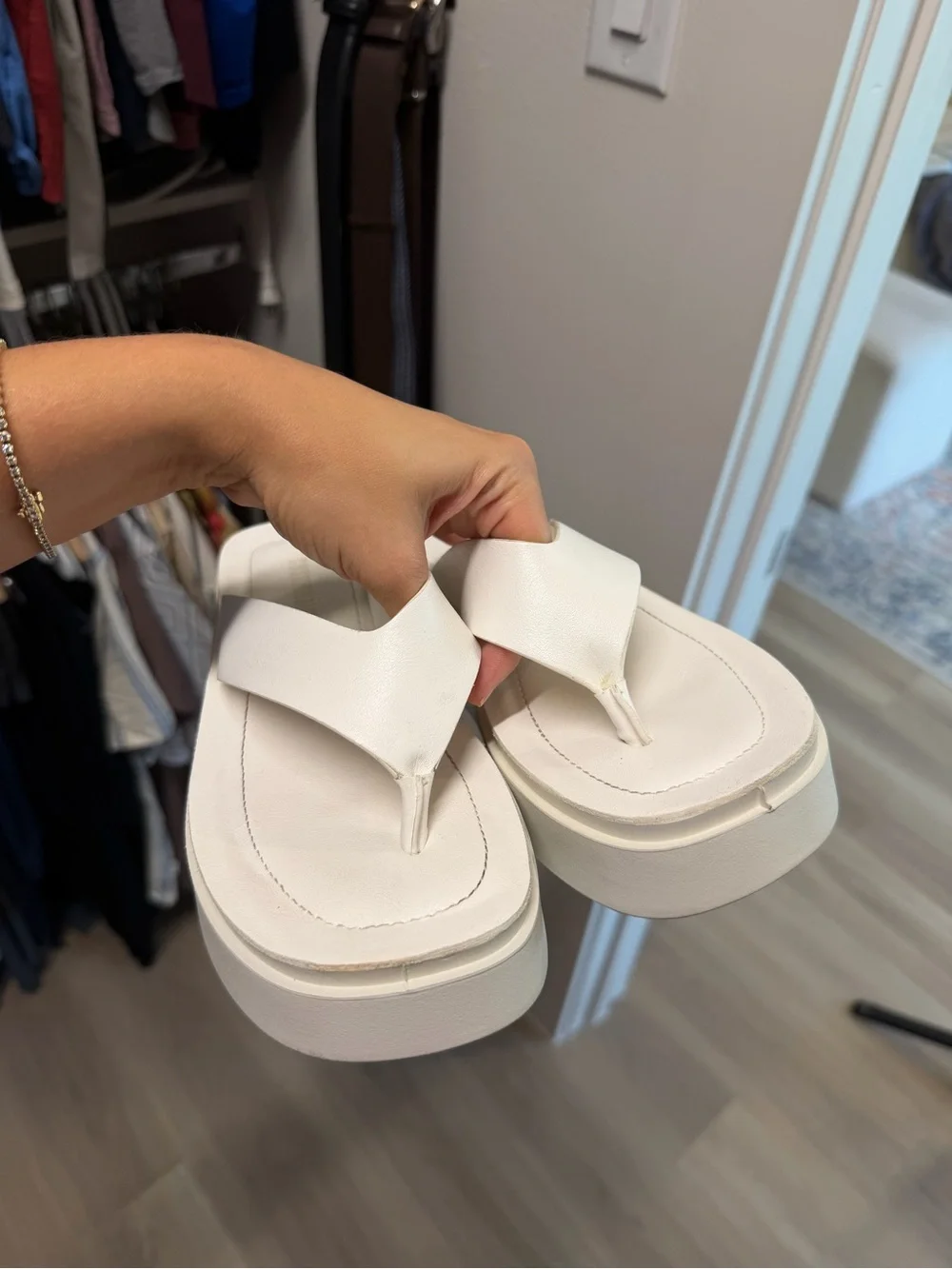 Women's White Platform Thong Sandals - Elevated Casual Flip Flops